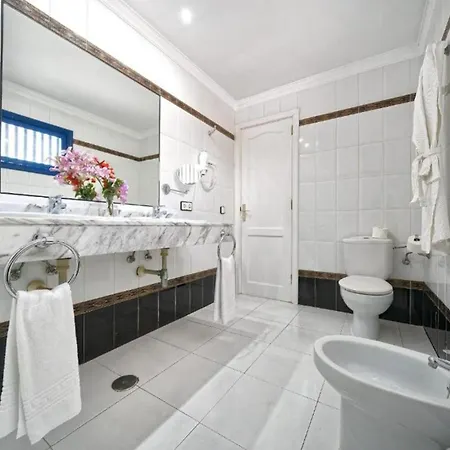 One Bedroom With A Pool, Near Playa Chica 卡门港
