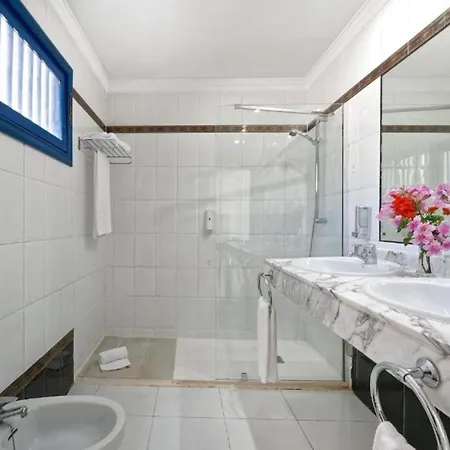 One Bedroom With A Pool, Near Playa Chica 卡门港